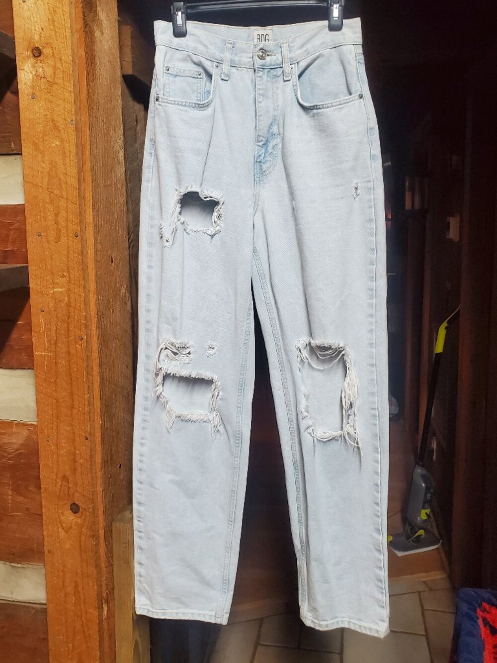 BDG Urban Outfitters Distressed High Rise Baggy Boyfriend Jeans Light Wash